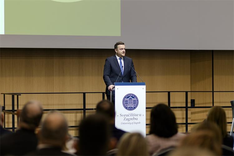 Slika /slike/Vijesti2025/3 dio/Konf25POF01.jpg